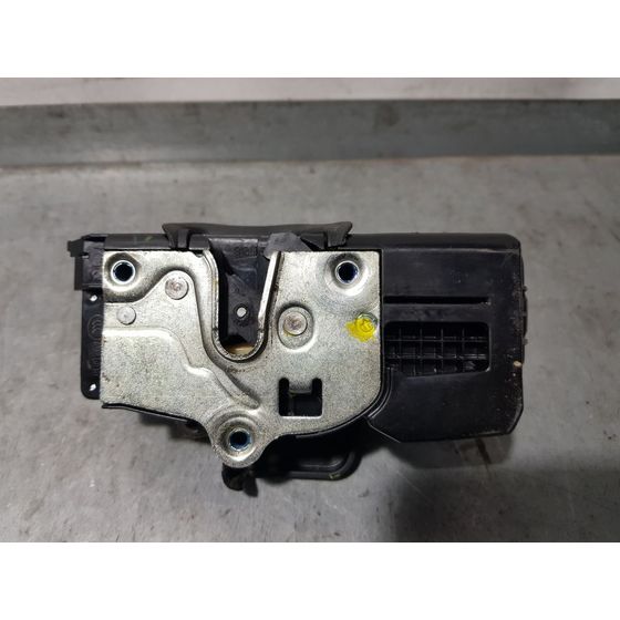 Cerradura Puerta Delantera Derecha Para Chevrolet Captiva
