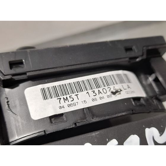 Mando Luces Para Ford Focus Lim.