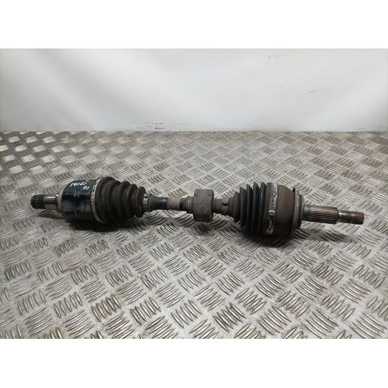 Transmision Delantera Izquierda Para Toyota Verso
