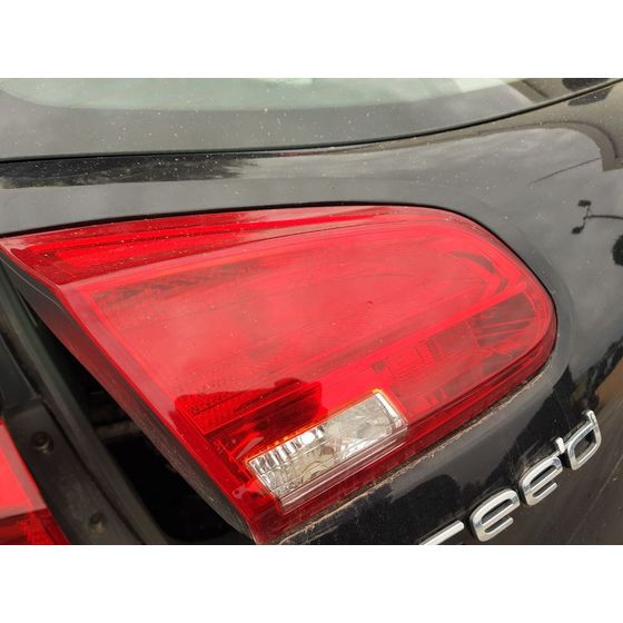 Piloto Trasero Izquierdo Para Kia Ceed