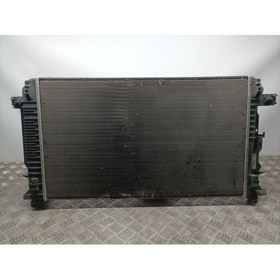 Radiador Agua para Mercedes-Benz Sprinter Iii Plataforma Rwd / Awd