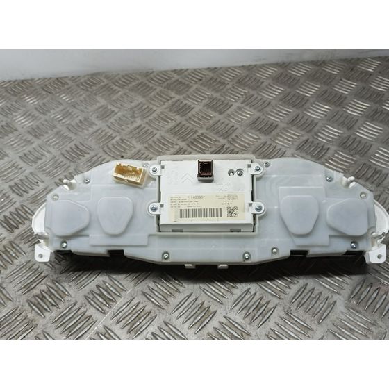 Cuadro Instrumentos Para Peugeot 2008