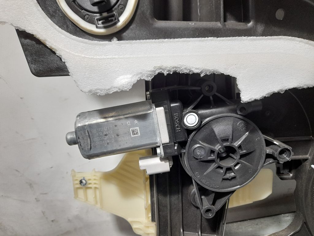 Elevalunas Delantero Izquierdo Para Peugeot Rifter