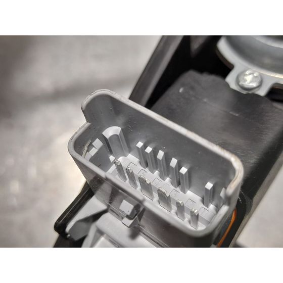 Elevalunas Delantero Izquierdo Para Peugeot 2008