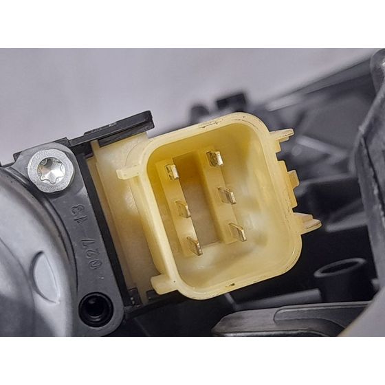 Elevalunas Delantero Izquierdo Para Ford Fiesta
