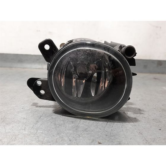 Faro Antiniebla Derecho para Mercedes Clase C Berlina