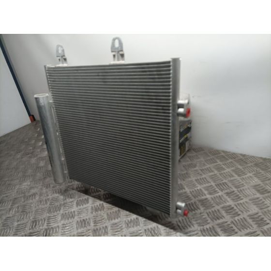 Condensador / Radiador Aire Acondicionado Para Peugeot 108 Top