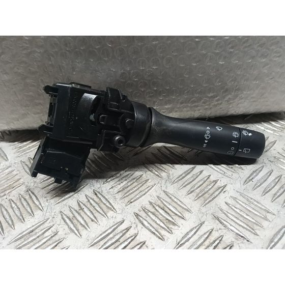 Mando Limpia Para Peugeot 108 Top