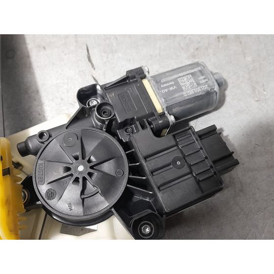 Elevalunas Delantero Derecho Para Volkswagen Polo