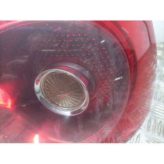 Piloto Trasero Derecho Para Volkswagen Golf V Berlina