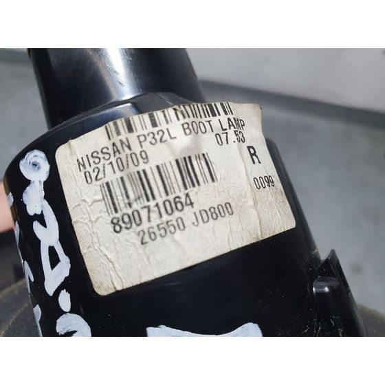 Piloto Trasero Derecho Para Nissan Qashqai+2