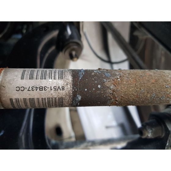 Transmision Delantera Izquierda Para Ford Fiesta