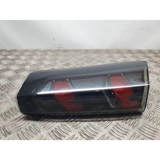 Piloto Trasero Derecho Para Peugeot 2008