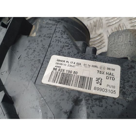 Faro Derecho para Peugeot 3008