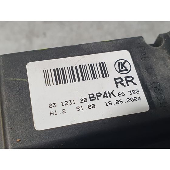 Mando Elevalunas Trasero Derecho Para Mazda 3 Berlina