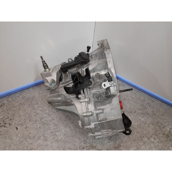 Caja Cambios Para Nissan Micra V