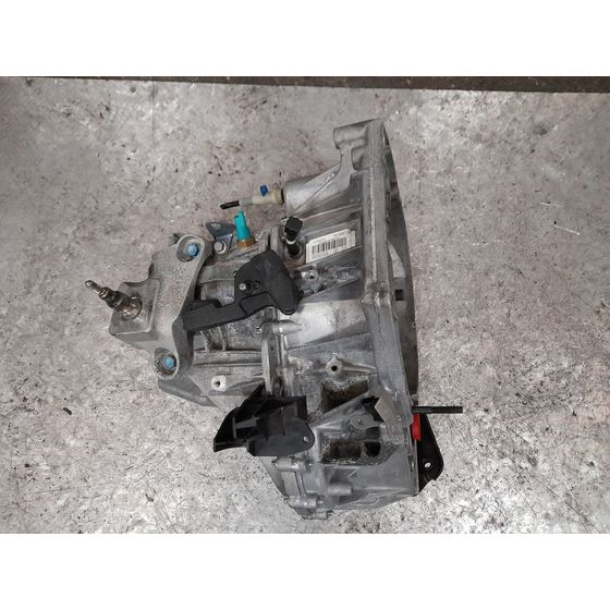 Caja Cambios Para Nissan Micra V