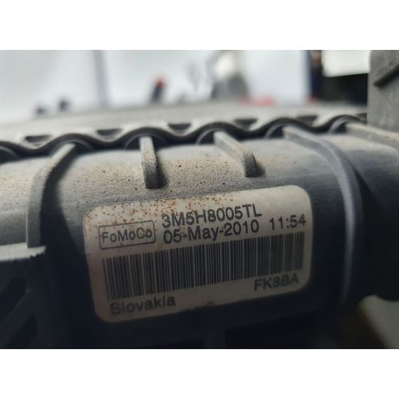 Radiador Agua Para Ford Focus Lim.