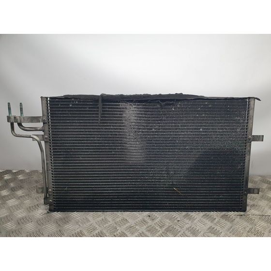 Condensador / Radiador Aire Acondicionado Para Ford Focus Lim.