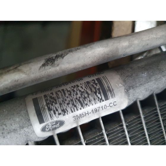 Condensador / Radiador Aire Acondicionado Para Ford Focus Lim.