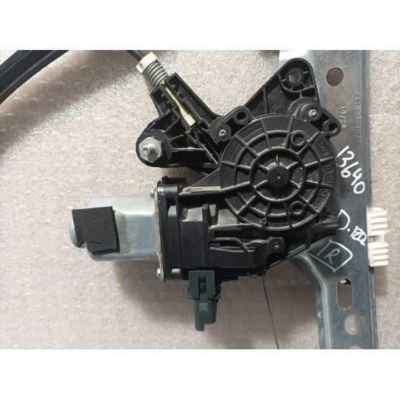 Elevalunas Delantero Izquierdo Para Renault Megane Iv Berlina 5P