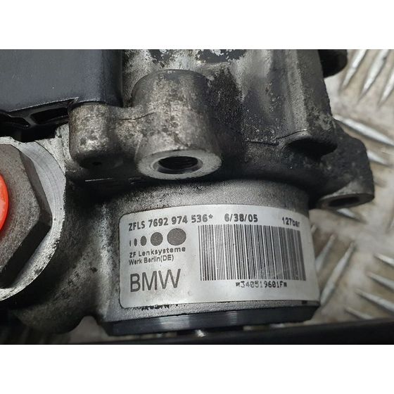 Bomba Direccion para Bmw X3 (E83)