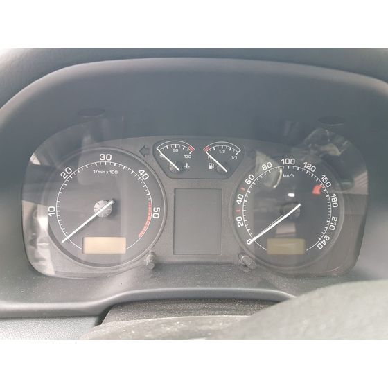 Cuadro Instrumentos Para Skoda Octavia Berlina