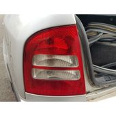 Piloto Trasero Izquierdo Para Skoda Octavia Berlina