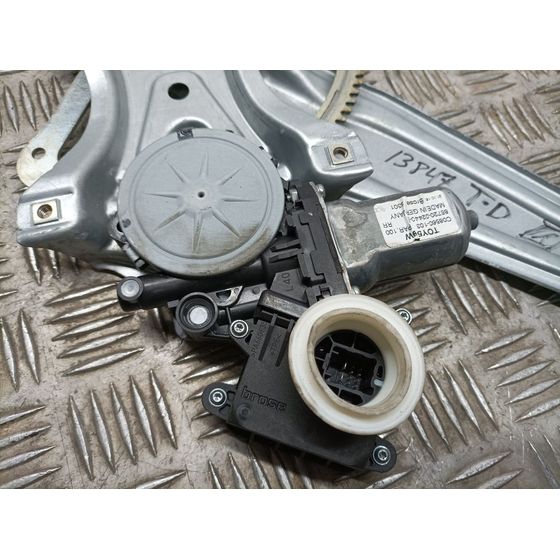 Elevalunas Trasero Derecho Para Toyota Auris