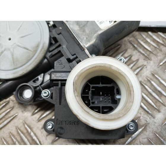 Elevalunas Trasero Derecho Para Toyota Auris
