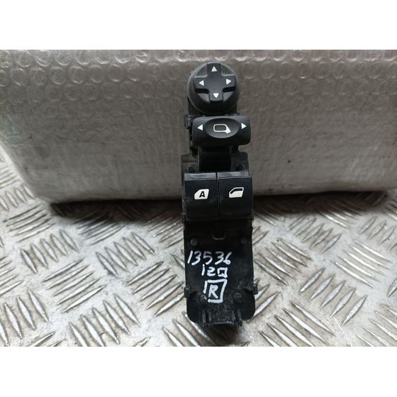 Mando Elevalunas Delantero Izquierdo Para Citroen Ds3
