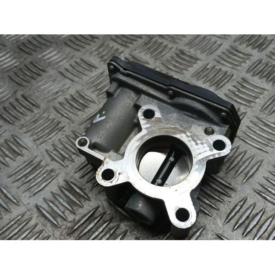 Caja Mariposa Para Renault Clio Iv