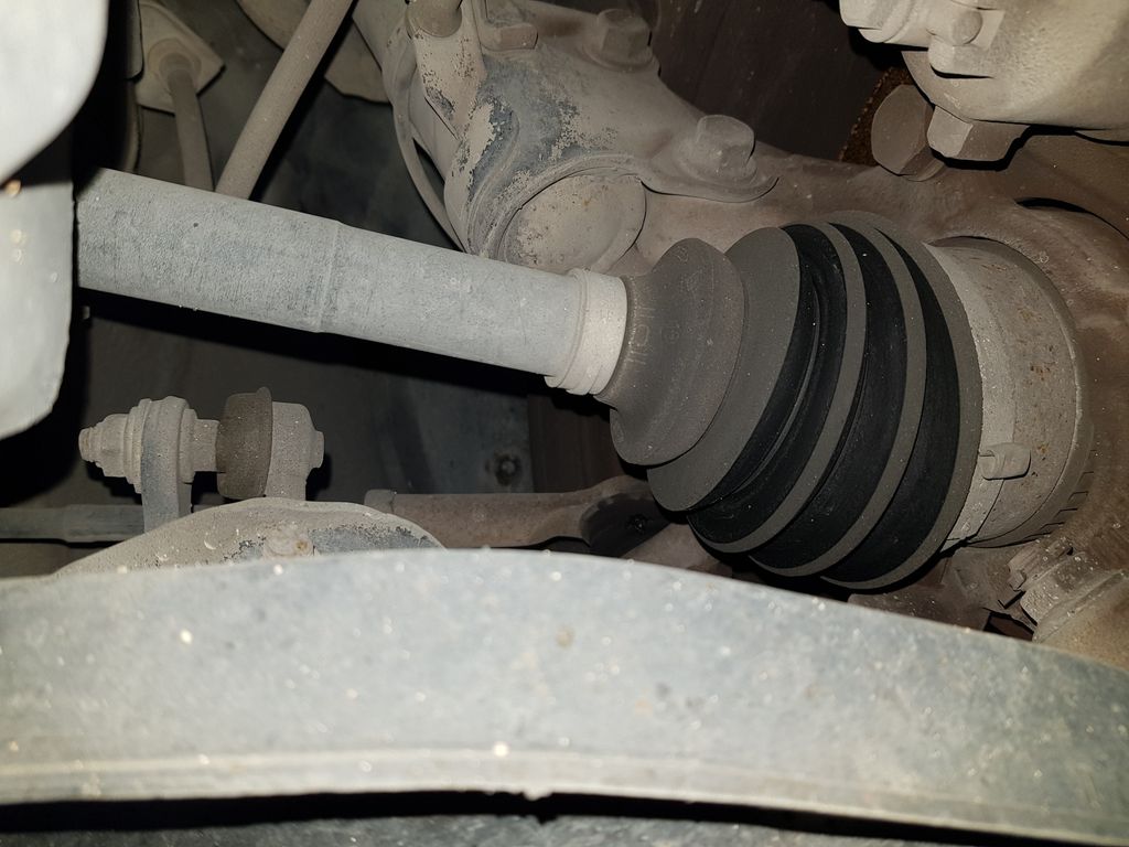 Transmision Delantera Izquierda Para Nissan Almera Tino