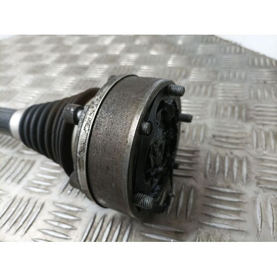 Transmision Delantera Izquierda Para Volkswagen Polo