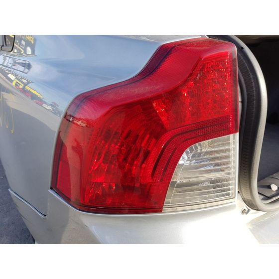 Piloto Trasero Izquierdo Para Volvo S40 Berlina