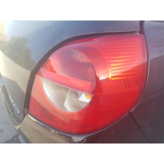 Piloto Trasero Derecho Para Renault Clio Iii