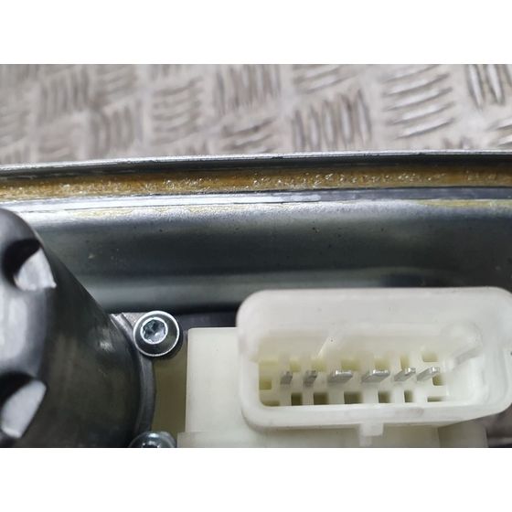 Elevalunas Trasero Derecho para Nissan Qashqai (J11)