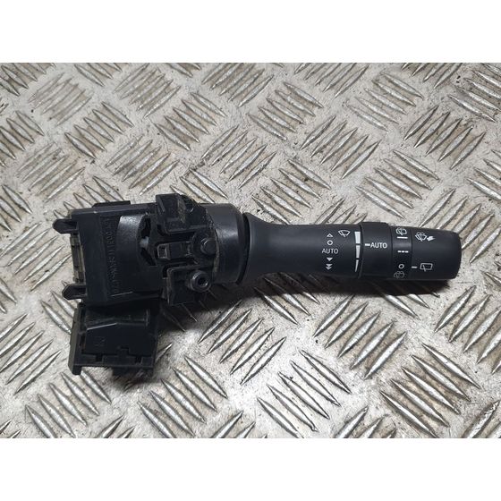 Mando Limpia para Toyota Yaris
