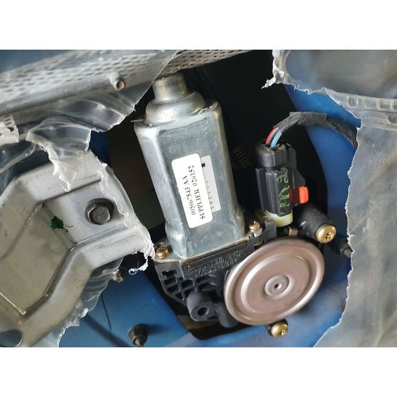 Elevalunas Trasero Izquierdo Para Chrysler Pt Cruiser