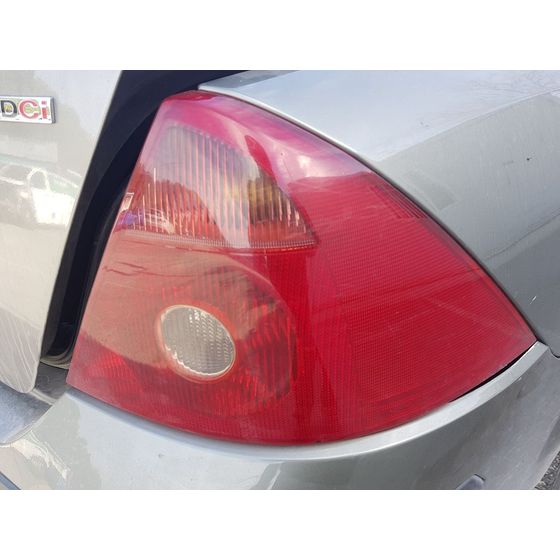 Piloto Trasero Derecho Para Ford Mondeo Berlina
