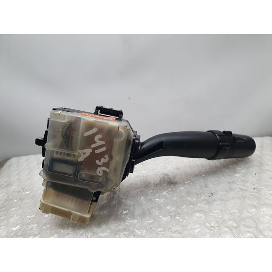 Mando Luces para Toyota Corolla Verso (R1)