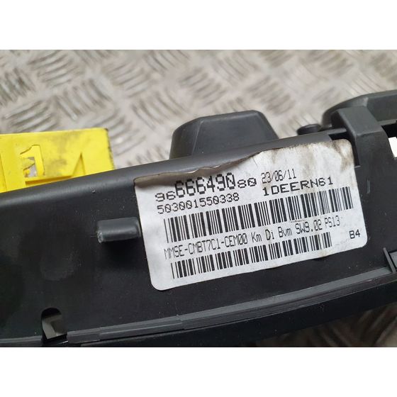 Cuadro Instrumentos Para Peugeot 308