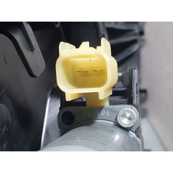 Elevalunas Delantero Derecho Para Ford Fiesta