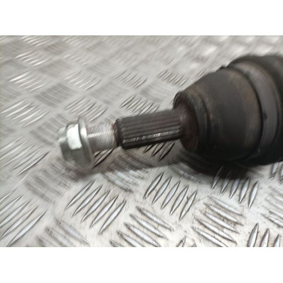 Transmision Delantera Derecha Para Ford Fiesta