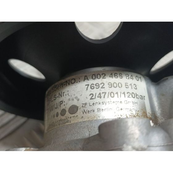 Bomba Direccion para Mercedes Clase C Berlina