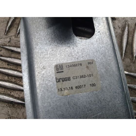 Elevalunas Trasero Derecho Para Opel Astra K Lim. 5Türig