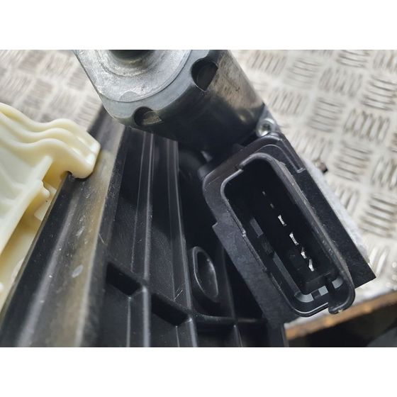 Elevalunas Trasero Izquierdo Para Peugeot 3008