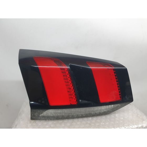 Piloto Trasero Izquierdo Para Peugeot 5008