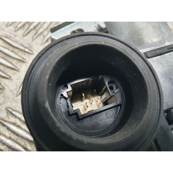 Elevalunas Delantero Derecho Para Toyota Prius+