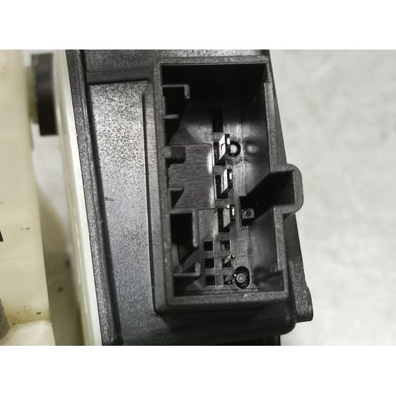 Elevalunas Trasero Derecho Para Volkswagen Polo